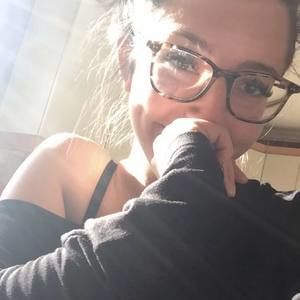 Meet your Posher, Valérie